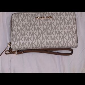 Brand new MK wallet/wristlet
